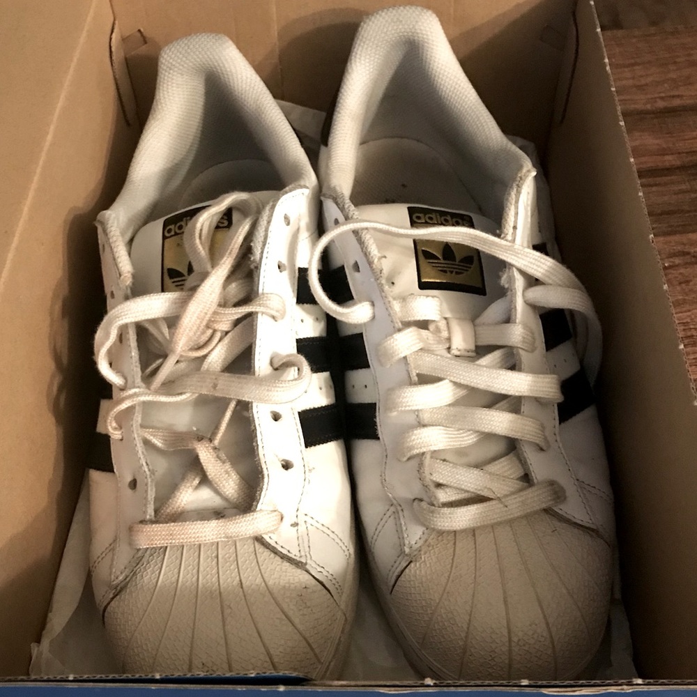 Adidas men’s shoes sz 10.5
